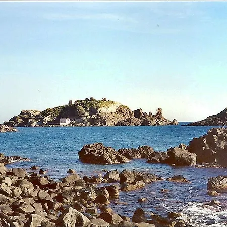 Biologico Dell'etna Κατάλυμα σε φάρμα *
